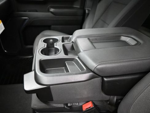 Used 2025 Chevrolet Silverado 1500 LT RWD image 13