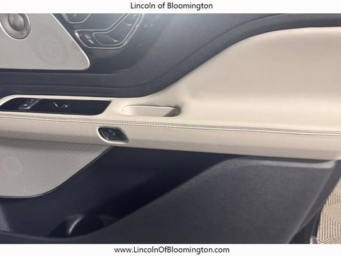 New 2026 Lincoln Aviator Reserve AWD/4WD image 19