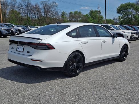 Used 2023 Honda Accord Sport image 6