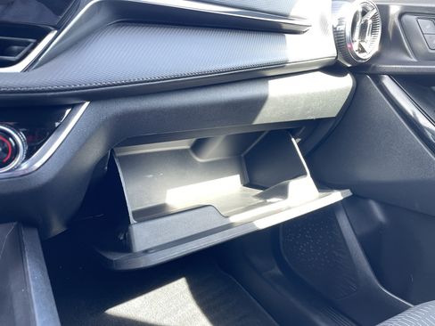 Certified 2025 Chevrolet Equinox LT image 38