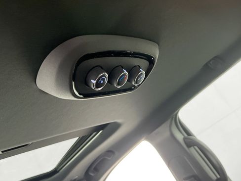 Used 2022 Dodge Durango R/T w/ Blacktop Package image 26