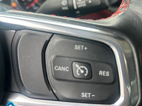 Used 2022 Jeep Gladiator Rubicon w/ LED Lighting Group AWD/4WD image 19