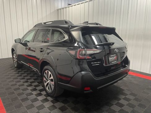 Used 2024 Subaru Outback Premium AWD/4WD image 2