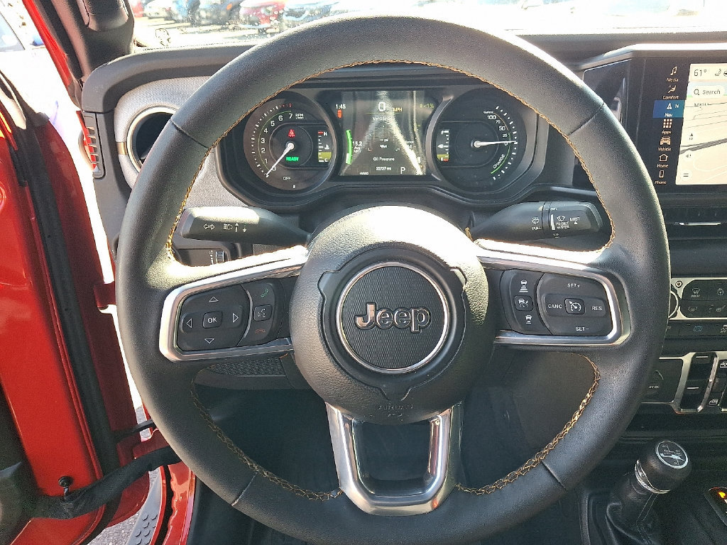 Used 2024 Jeep Wrangler Unlimited Sahara w/ Technology Group AWD/4WD image 20