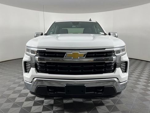 Used 2023 Chevrolet Silverado 1500 LT AWD/4WD image 5