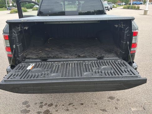 Used 2025 Nissan Frontier PRO-4X w/ Pro Premium Package AWD/4WD image 11