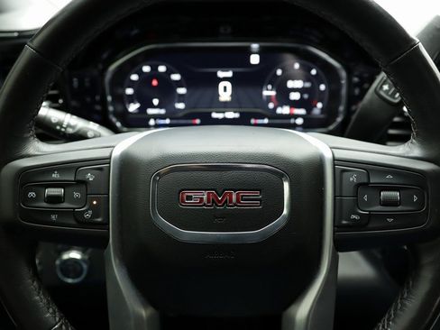 Used 2022 GMC Sierra 1500 Elevation image 11