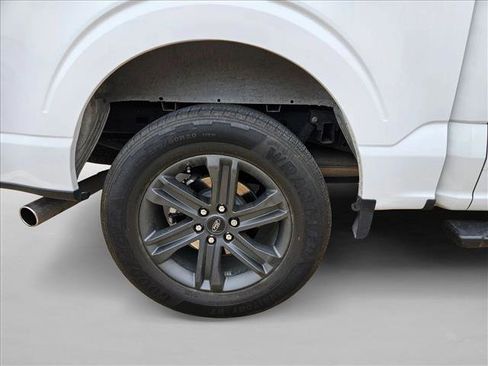 Used 2023 Ford F150 XLT w/ Equipment Group 302A High RWD image 19
