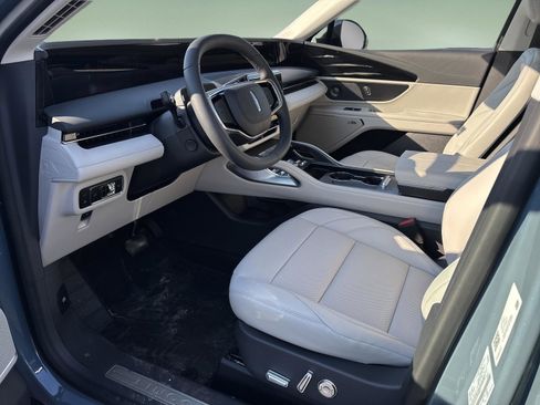 New 2026 Lincoln Nautilus Premier w/ Equipment Group 102A image 22