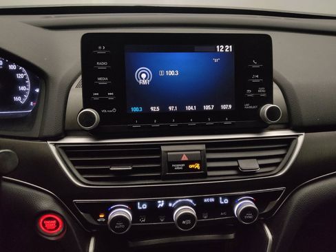 Used 2018 Honda Accord LX image 25