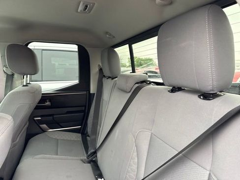 Used 2022 Toyota Tundra SR5 w/ SR5 Convenience Package RWD image 14