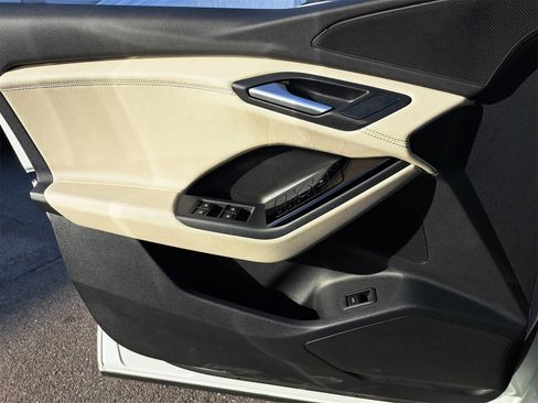 Certified 2025 Audi Q6 e-tron Premium w/ Convenience Package image 28