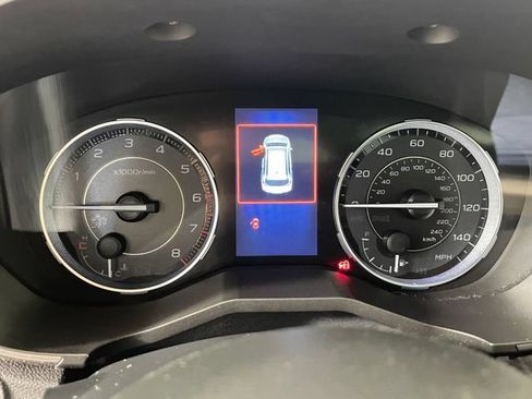 Used 2019 Subaru Ascent Touring w/ Popular Package #3 AWD/4WD image 5