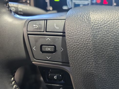 Used 2025 Toyota Camry SE w/ Multimedia Upgrade Package FWD image 16