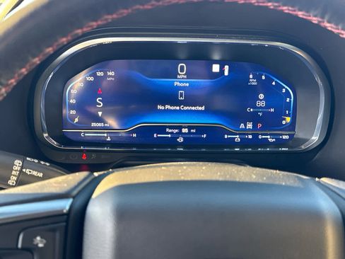 Certified 2022 Chevrolet Suburban RST image 15