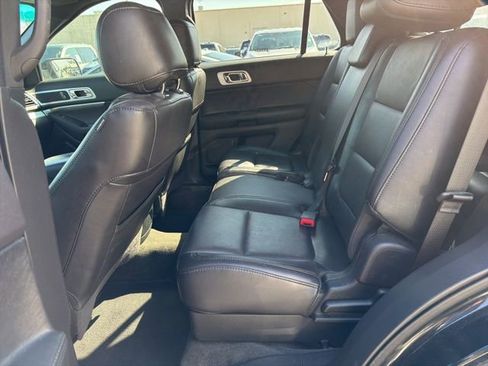 Used 2014 Ford Explorer XLT w/ Equipment Group 202A image 16