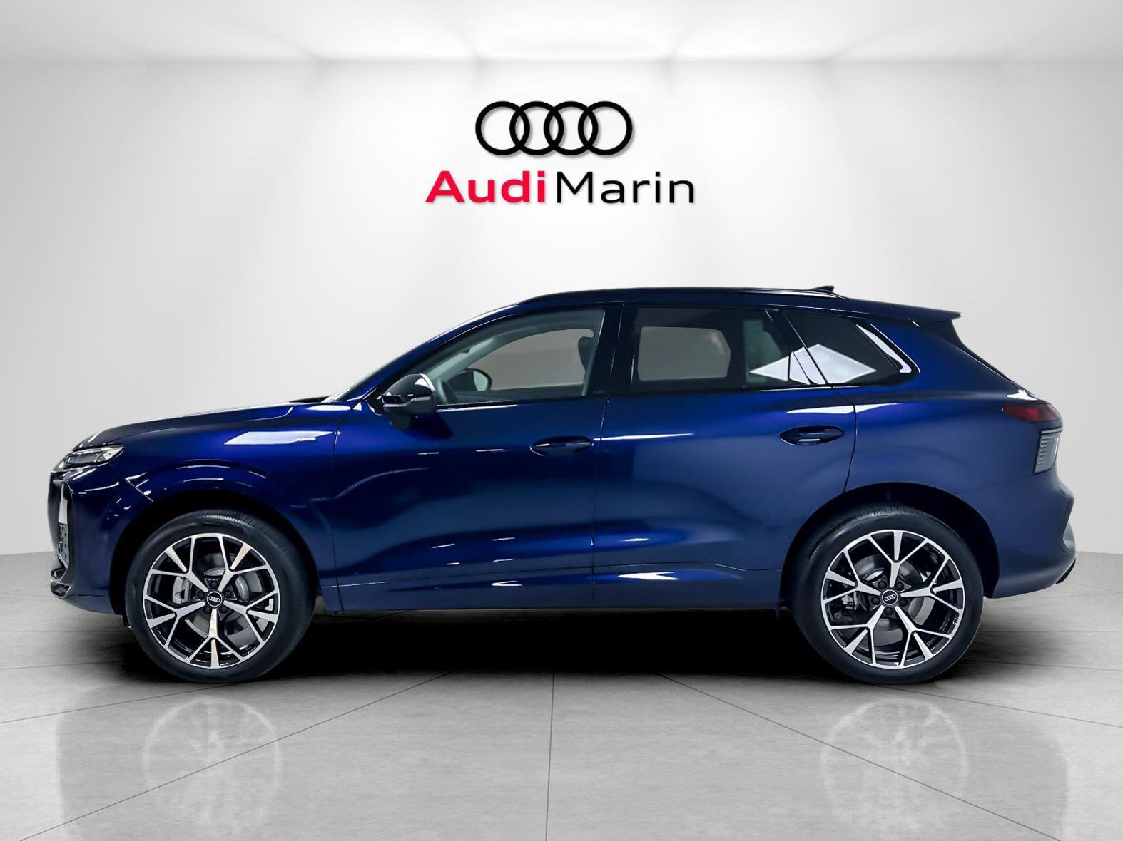 New 2026 Audi Q3 quattro 2.0T AWD/4WD image 2
