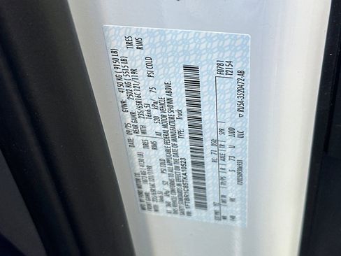 New 2026 Ford Transit 250 148 Medium Roof w/ Load Area Protection Package image 27