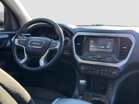 Used 2018 GMC Acadia SLE image 13