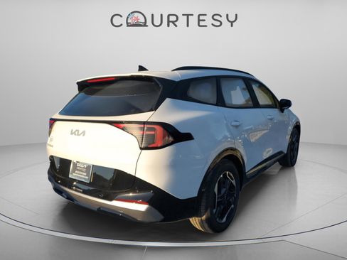 New 2026 Kia Sportage SX FWD image 4