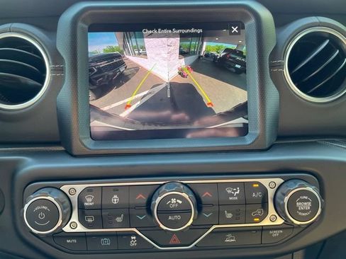 Used 2023 Jeep Wrangler Unlimited Rubicon 4xe w/ Cold Weather Group AWD/4WD image 21
