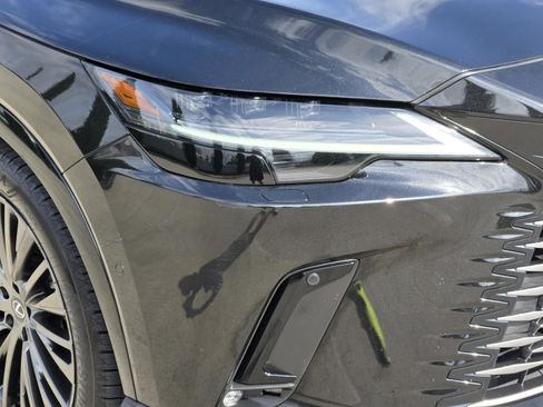 Used 2023 Lexus RX 350 FWD w/ Cold Area Package image 13