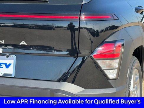 New 2026 Hyundai Kona SE image 6