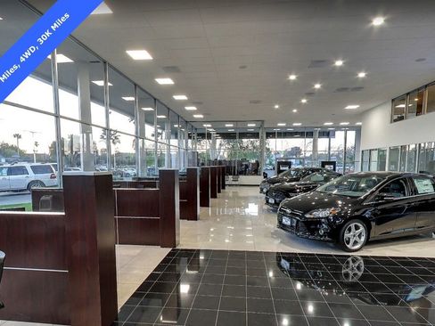 Used 2023 Jeep Grand Cherokee Altitude image 34