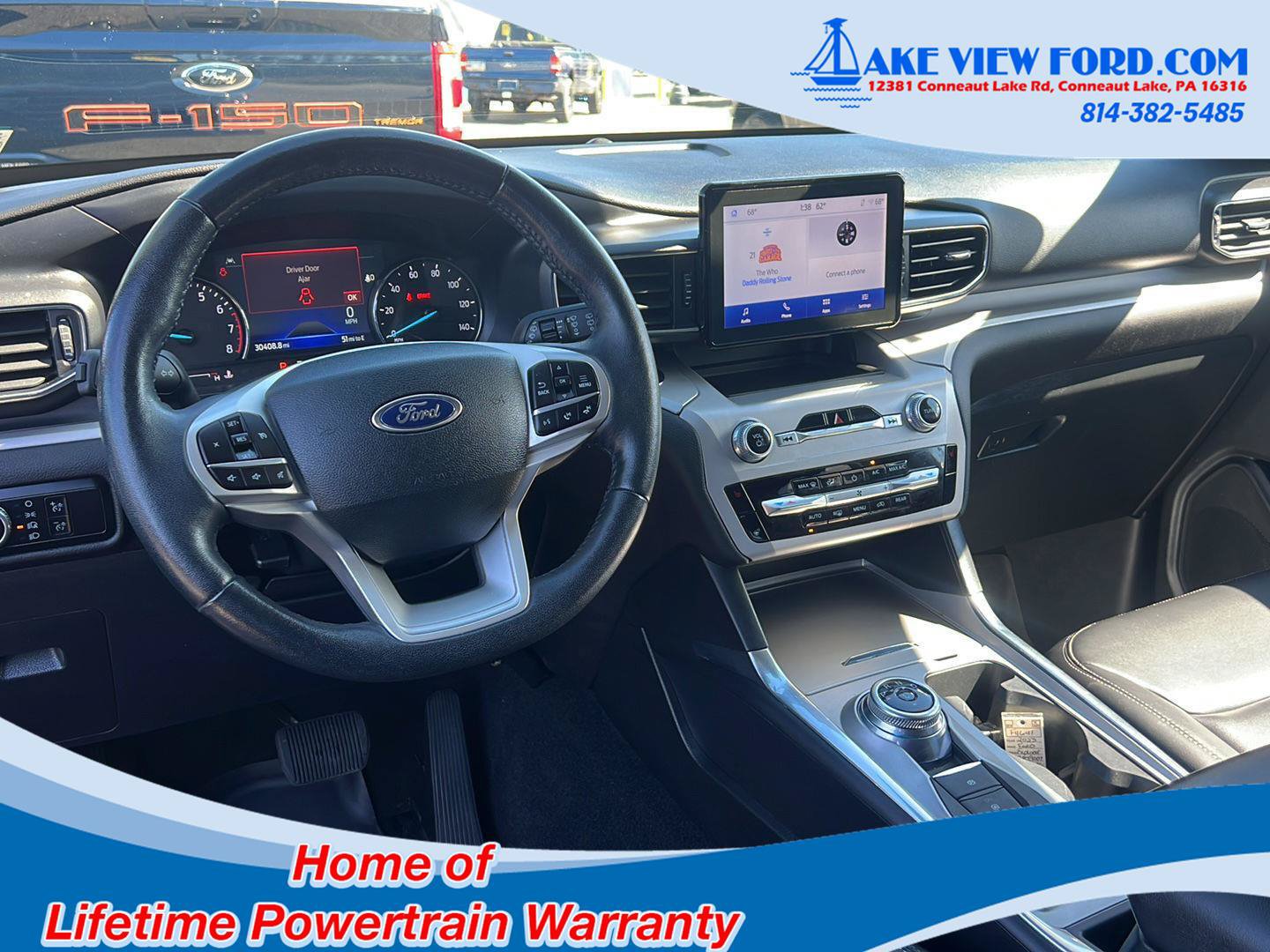 Used 2023 Ford Explorer XLT w/ Equipment Group 202A AWD/4WD image 2