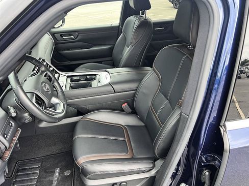 Certified 2025 Nissan Armada SL w/ Captain's Chari Seat Package AWD/4WD image 13