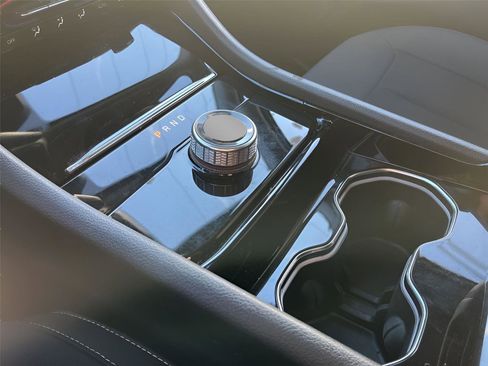 Used 2023 Jeep Grand Cherokee L Laredo image 19