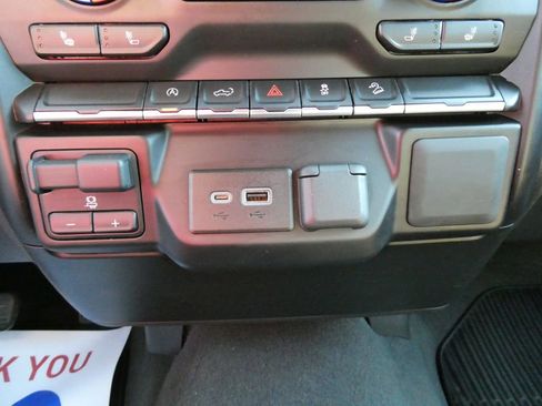 Certified 2021 Chevrolet Silverado 1500 RST w/ Z71 Off-Road Package AWD/4WD image 25