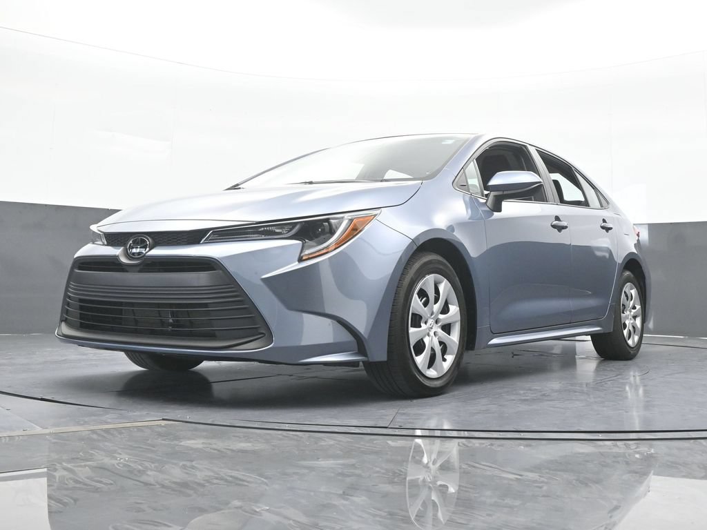 Used 2024 Toyota Corolla LE FWD image 47