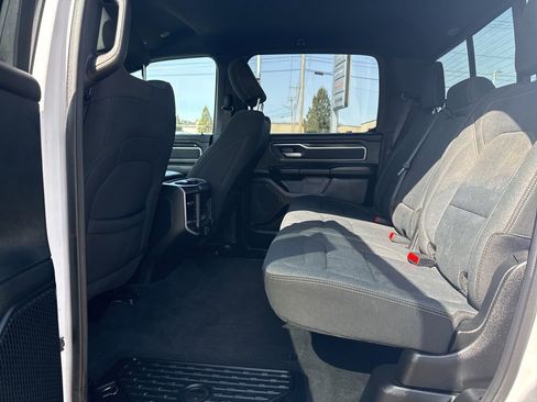 Used 2021 RAM 1500 Big Horn image 17