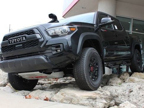 Used 2024 Honda CR-V EX-L image 25