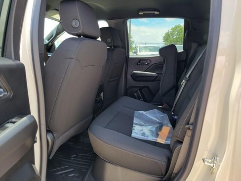 New 2026 GMC Canyon Elevation w/ Convenience Package RWD image 25