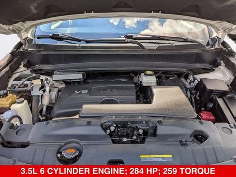 Used 2020 Nissan Pathfinder SL AWD/4WD image 40