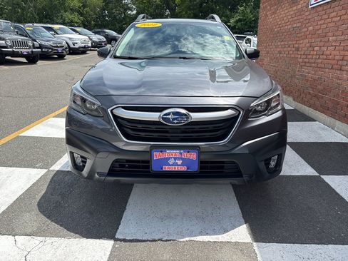 Used 2022 Subaru Outback Premium AWD/4WD image 6