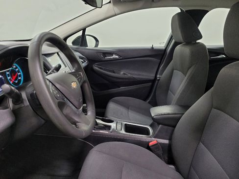 Used 2018 Chevrolet Cruze LT FWD image 17