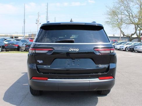 Used 2023 Jeep Grand Cherokee L Laredo w/ Luxury Tech Group I AWD/4WD image 4