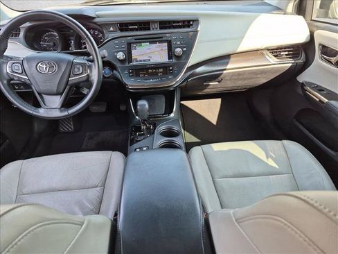 Used 2016 Toyota Avalon XLE Premium FWD image 17