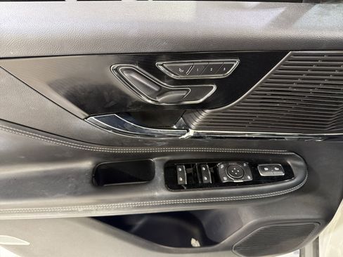 Used 2022 Lincoln Corsair FWD image 13