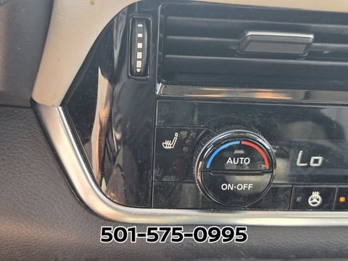 Used 2021 Nissan Rogue SV w/ Premium Package FWD image 24