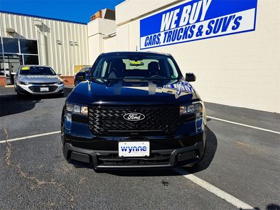 New 2025 Ford Maverick XLT w/ XLT Luxury Package