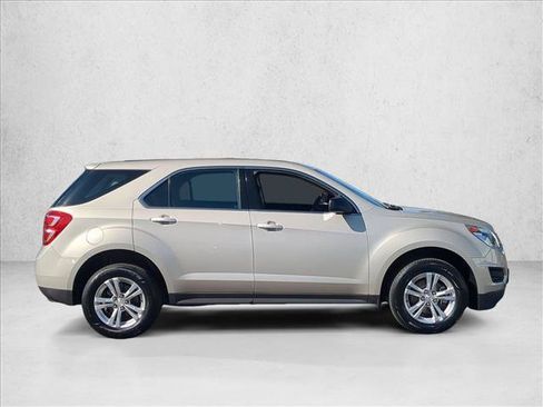 Used 2016 Chevrolet Equinox LS FWD image 4