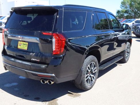 Used 2024 GMC Yukon AT4 AWD/4WD image 7