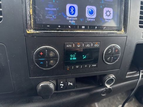 Used 2008 GMC Sierra 2500 SLE w/ Convenience Package image 32