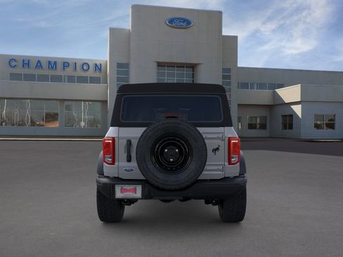 New 2026 Ford Bronco Big Bend w/ Black Diamond Package AWD/4WD image 5