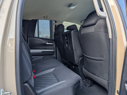 Used 2017 Toyota Tundra SR5 image 17