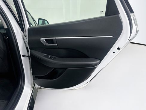 Used 2025 Hyundai Sonata SEL FWD image 30